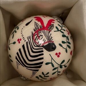 2015 Pier 1 Li Bien Zebra Holly Ivy Reversed Hand-painted 3” Glass Ball Ornament